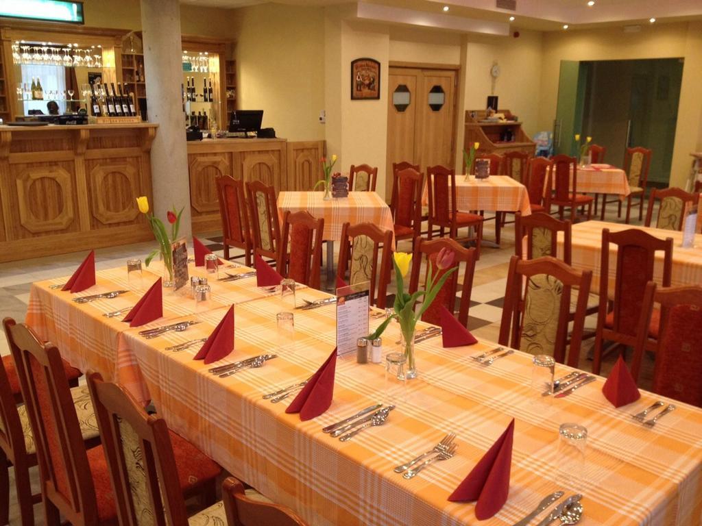 Bed and Breakfast Aranytal Panzio Комаром Екстер'єр фото