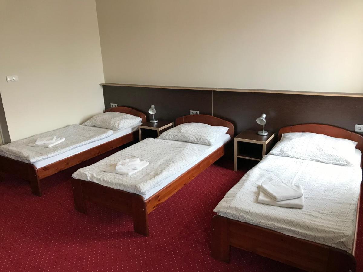 Bed and Breakfast Aranytal Panzio Комаром Екстер'єр фото
